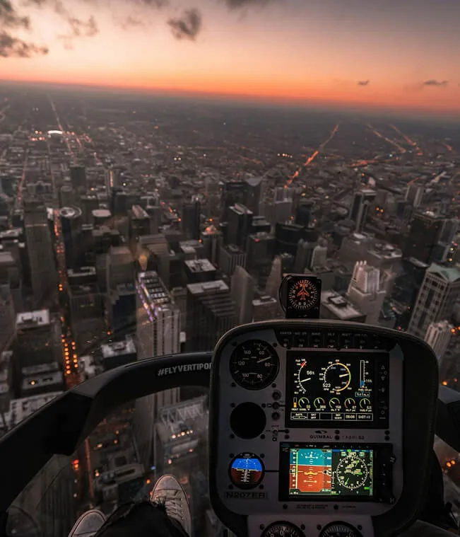 We have best luxury helicopter services for you. - leyu
